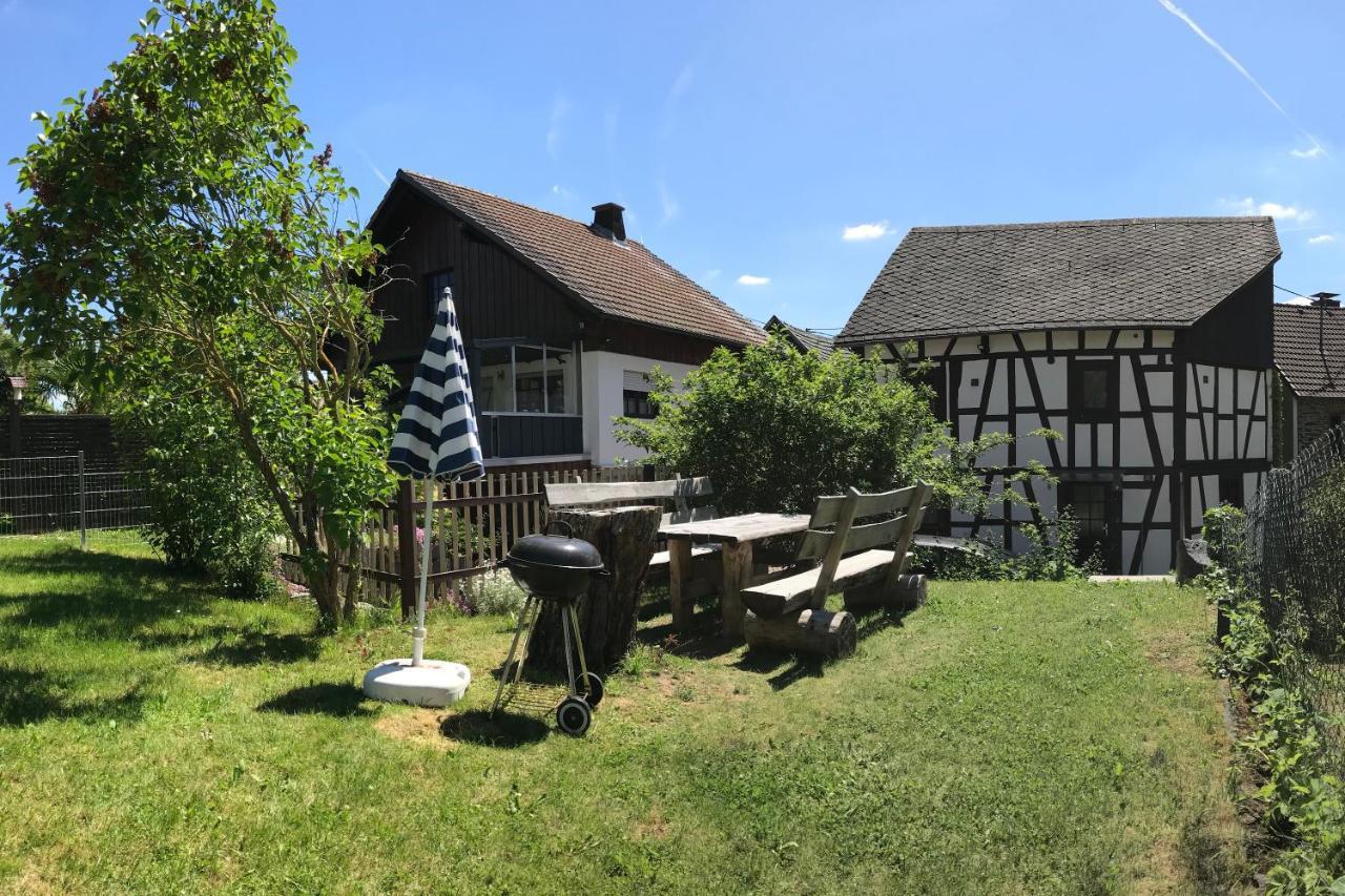 Haus Innerdorf Gemuetliches Ferienhaus Im Taunus Pohl  Exterior foto